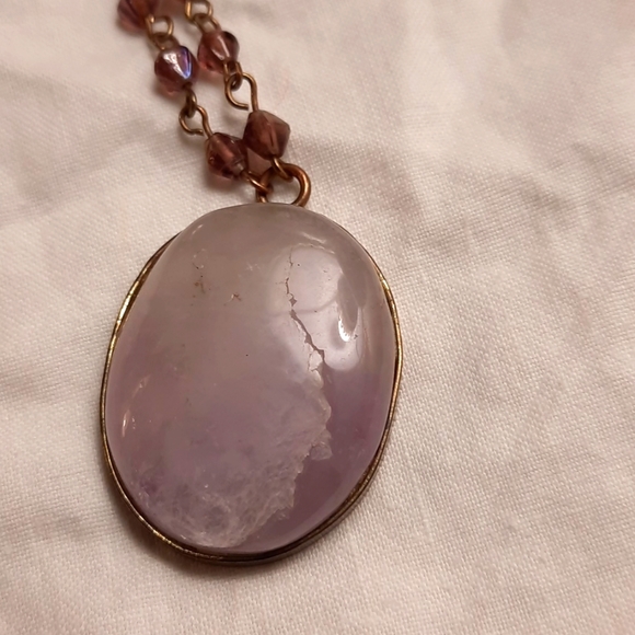 Jewelry - Light Purple stone (unsure what kind ) glass purple iridescent beads necklace